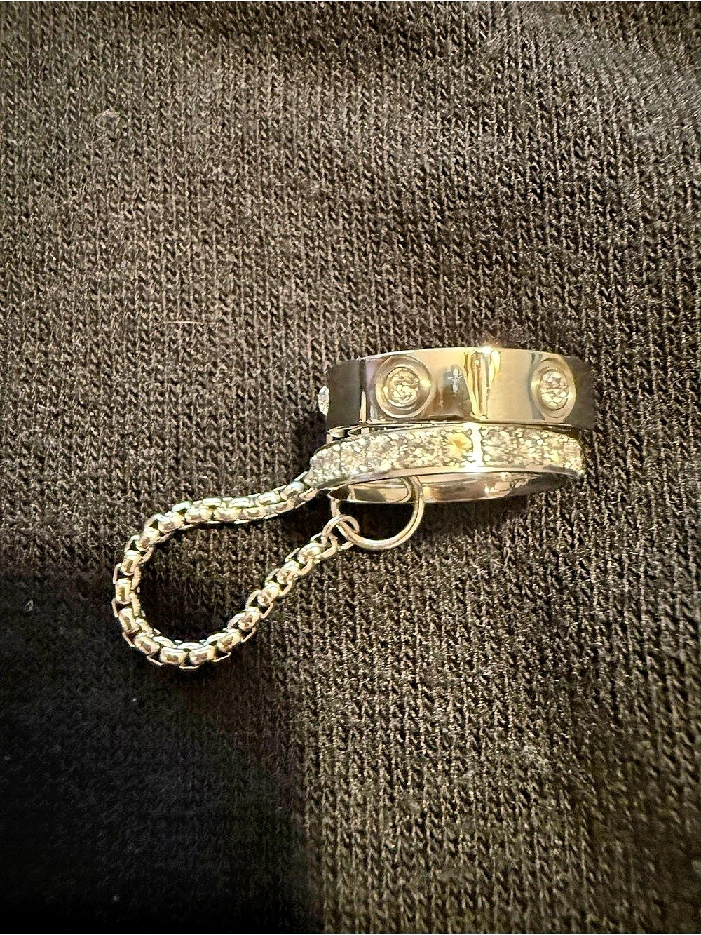 Size 5 Silver-Tone Chain Ring